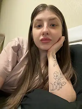 sexyy girl  online show from November 18, 2:29 pm