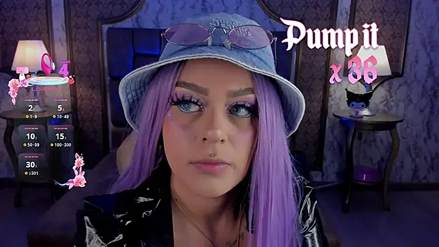 SoffiQueen online show from September 15, 7:54 pm