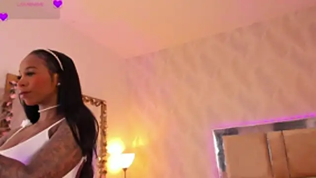 bruneettklaryss online show from November 9, 8:43 am