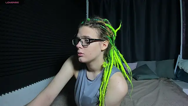 KIKI Krash online show from September 25, 10:03 am