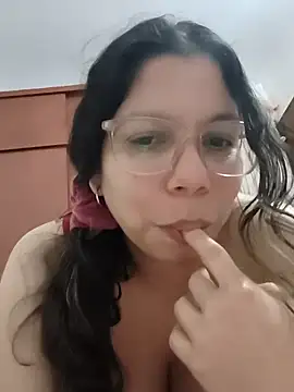 Carliina Soussa online show from July 20, 3:31 am