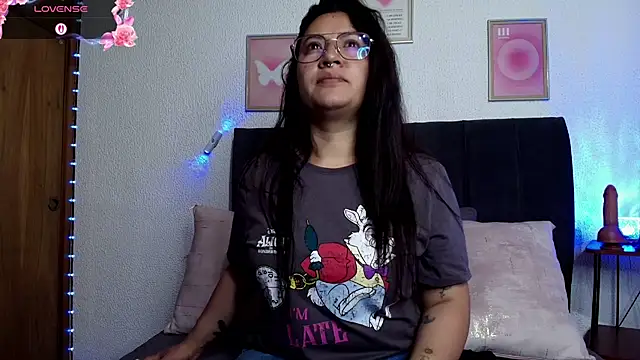 lucyfer 111 online show from May 27, 12:02 pm