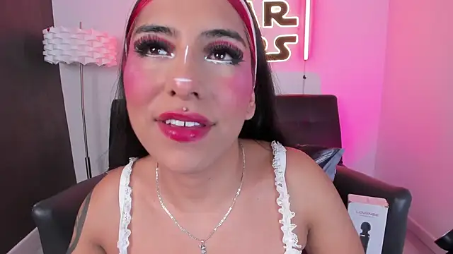 miss  allison online show from April 9, 11:04 am