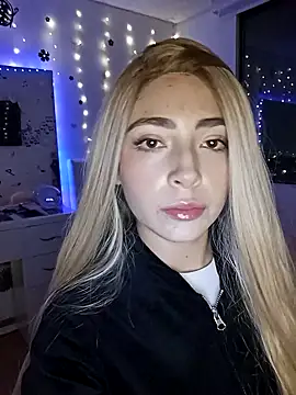 channel blonde a online show from October 17, 4:59 am