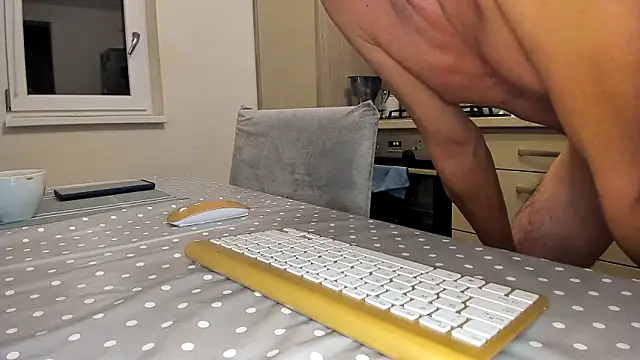 cuplu29 online show from September 17, 3:15 am