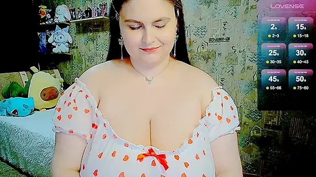 WhisperInTheDarkk online show from May 8, 11:28 pm