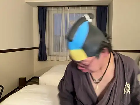 r xyz01 online show from January 11, 8:08 am