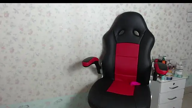 kayla k18 online show from September 29, 11:10 pm