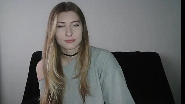 ErikaShyy online show from October 22, 11:37 am