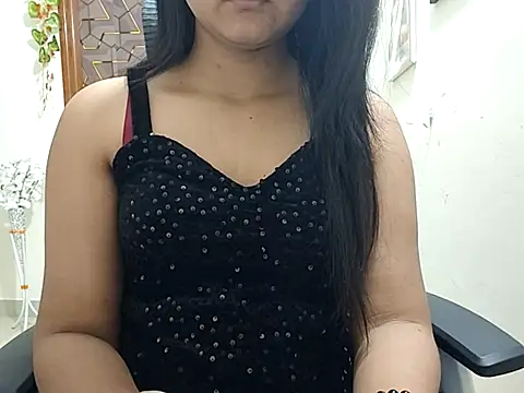 GoddessAishu online show from November 13, 5:45 pm