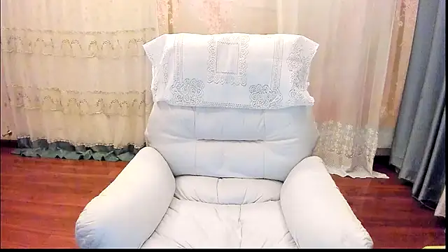 Pennyee online show from February 3, 12:32 am