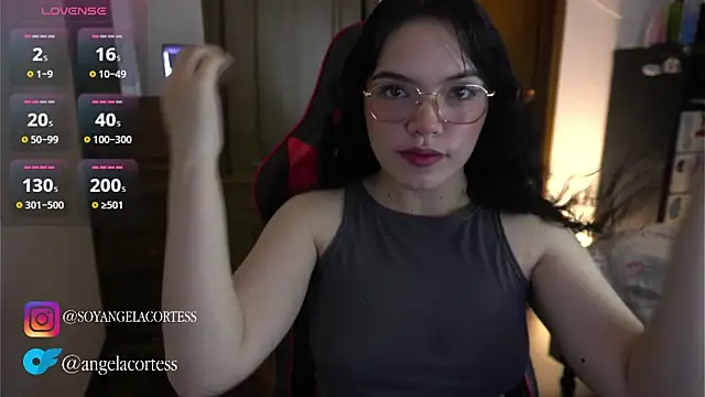 Snapshot of angela_cortes_ chatting on October 26, 1:12 am angela cortes  online show from October 26, 1:12 am