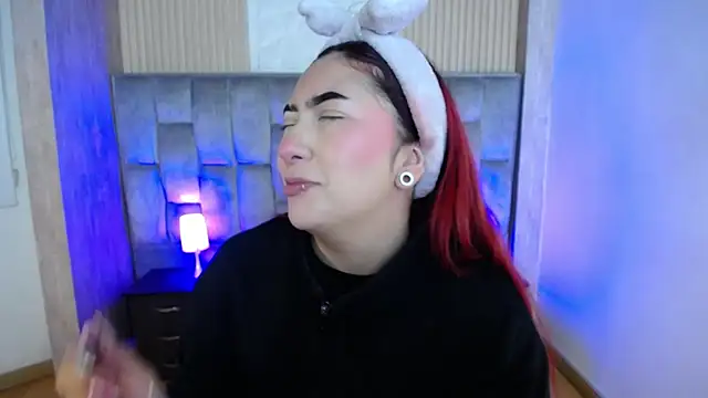 Mia Rinn online show from September 18, 2:48 pm