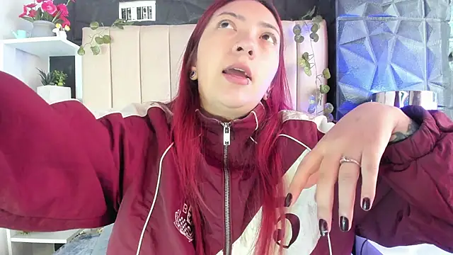 Mia Rinn online show from February 15, 12:48 pm