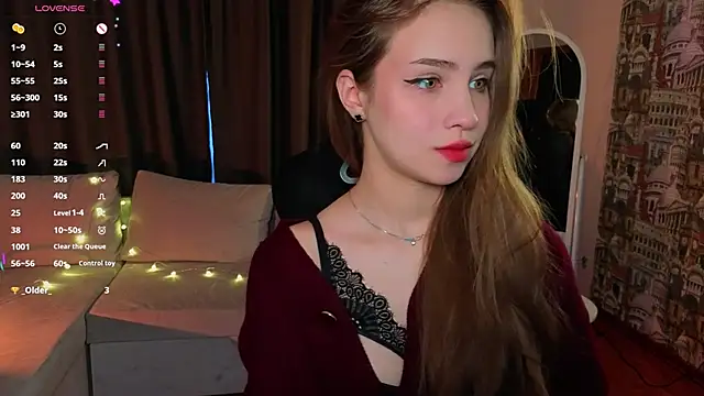 Snapshot of Alice_loft chatting on September 18, 2:43 am Alice loft online show from September 18, 2:43 am