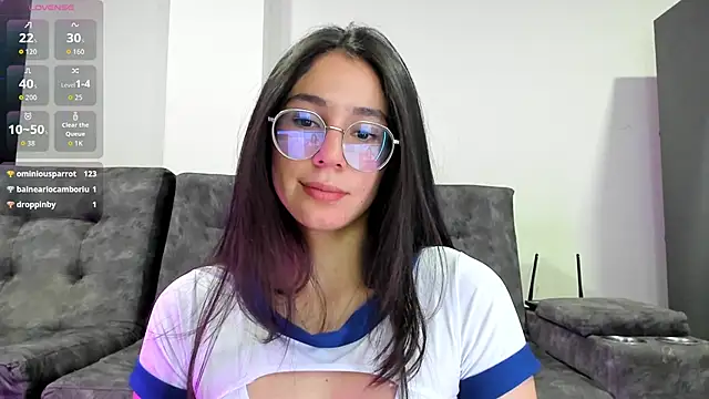 emmadiaz1 online show from December 16, 3:56 am