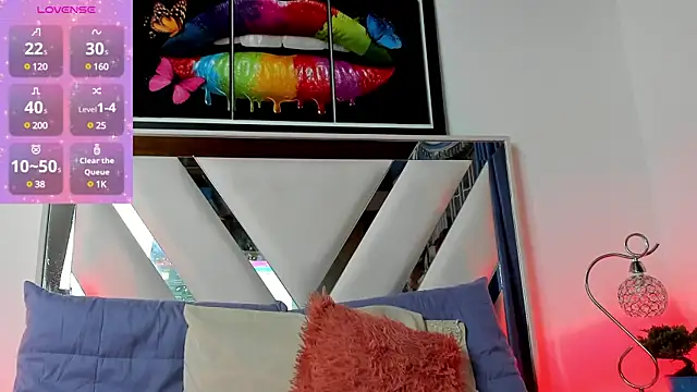 Snapshot of Katti_Barrera chatting on December 2, 10:49 am Katti Barrera online show from December 2, 10:49 am