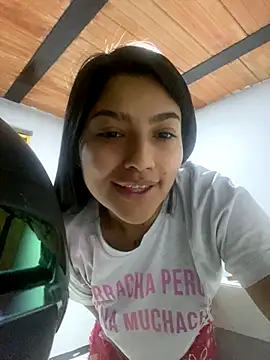 Snapshot of SarahStones chatting on September 17, 9:51 am SarahStones online show from September 17, 9:51 am