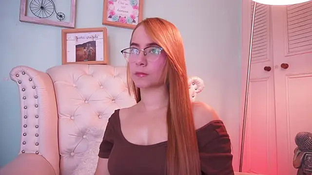 honey fox1 online show from April 17, 12:51 pm