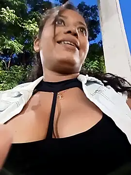 Snapshot of cindy_damm chatting on September 24, 11:15 pm cindy damm online show from September 24, 11:15 pm