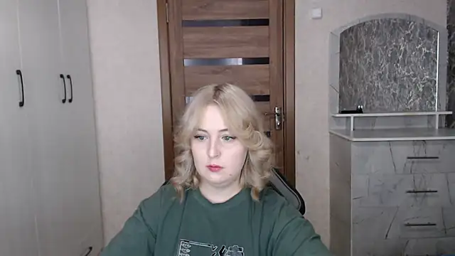 Kristy-Max online show from January 16, 11:12 pm