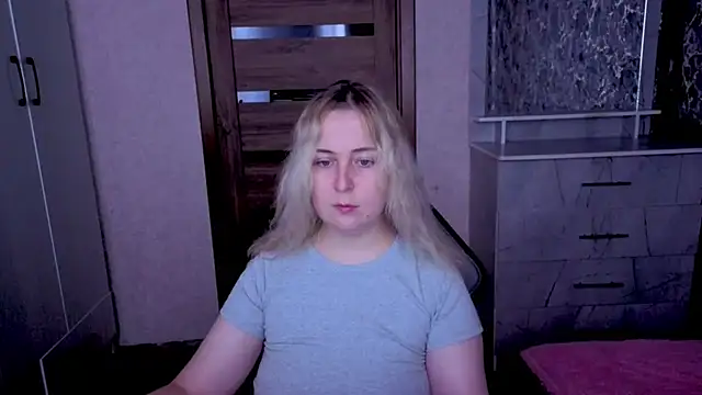 Kristy-Max online show from June 9, 8:30 pm