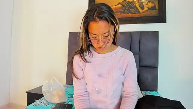 tatiana valencia online show from May 16, 11:42 am