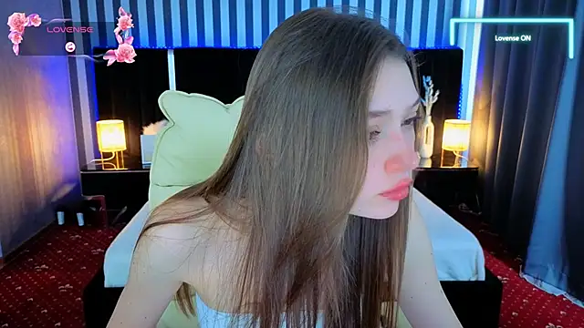 Snapshot of Cherry_Wipe chatting on September 13, 1:08 pm Cherry Wipe online show from September 13, 1:08 pm