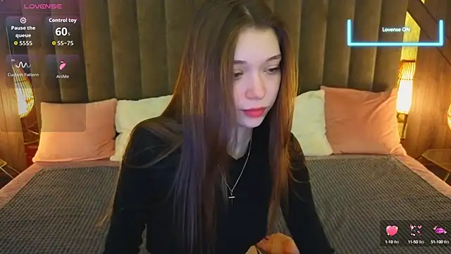 Snapshot of Cherry_Wipe chatting on September 21, 6:34 am Cherry Wipe online show from September 21, 6:34 am