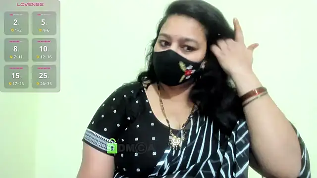 neelu-hoty online show from July 25, 2:46 pm