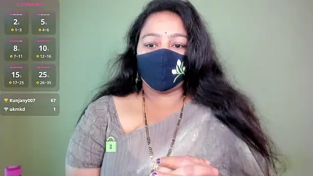 neelu-hoty online show from June 10, 9:08 am