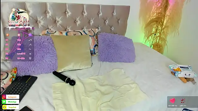 alanavega11 online show from December 18, 2:11 pm