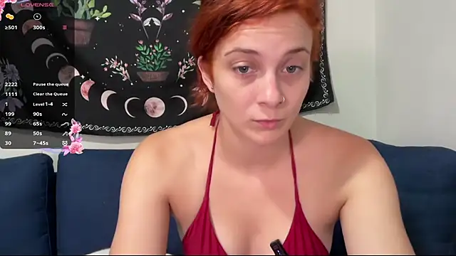 Snapshot of Aria_Fields chatting on September 29, 5:51 pm Aria Fields online show from September 29, 5:51 pm