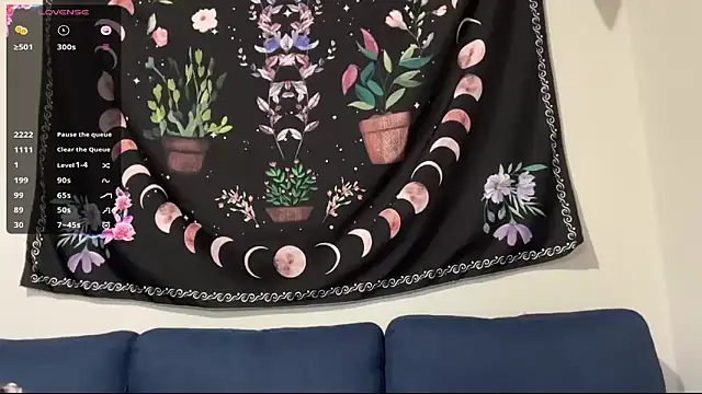 Aria Fields online show from November 12, 8:51 pm