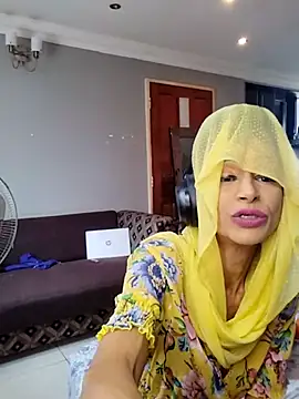 Snapshot of KamaLila chatting on October 16, 10:29 am KamaLila online show from October 16, 10:29 am