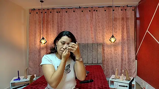 VioletaScott  online show from September 29, 1:38 pm