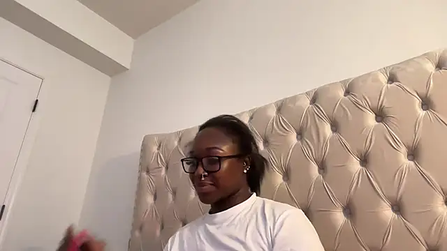 londonsfantasy online show from August 1, 12:34 am