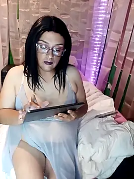 Snapshot of JOSSYANNE chatting on September 21, 6:56 am JOSSYANNE online show from September 21, 6:56 am