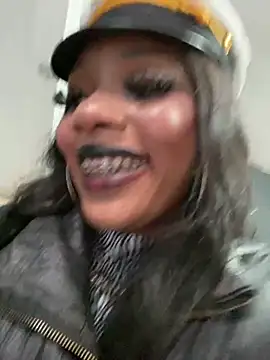 TIFFANYYSTAR online show from October 22, 2:11 pm