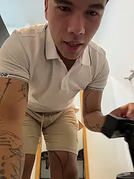 Logan smith1 online show from December 14, 4:46 pm