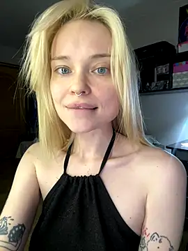 dollfromvenus online show from November 15, 9:38 pm