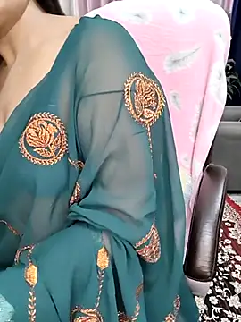 Cute-Raashii online show from April 3, 11:14 pm