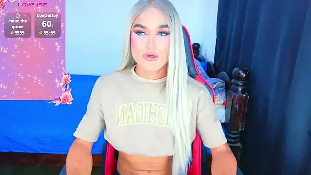 AllisonsweetZ online show from June 6, 7:09 pm