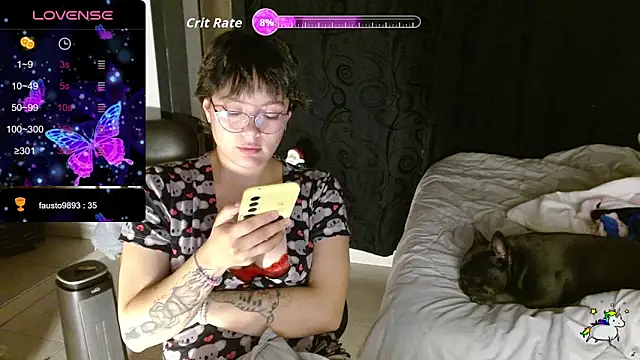 TRIXIE TANG28 online show from November 30, 4:05 am