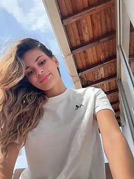cuteluci  online show from June 14, 2:17 pm