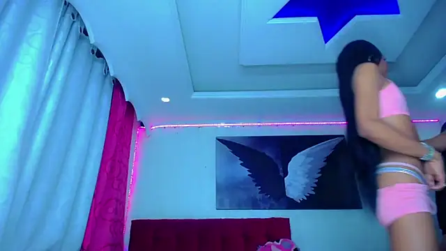 NahomiCamper online show from October 28, 12:27 am