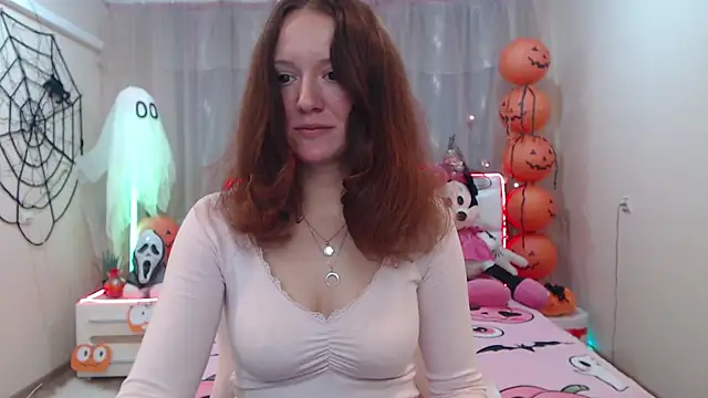 Snapshot of BarbaraStily chatting on October 18, 8:06 am BarbaraStily online show from October 18, 8:06 am