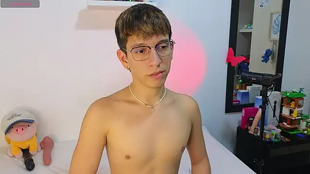 milky  boy  online show from June 6, 12:39 am
