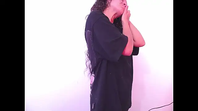 Snapshot of daniela_rivasth chatting on October 23, 6:08 am daniela rivasth online show from October 23, 6:08 am