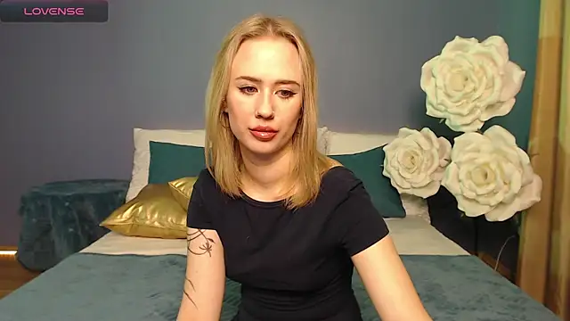 SashaBrooks online show from November 16, 2:28 pm